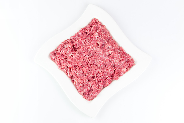 Hähnchenfleisch mit Haut  roh gewolft